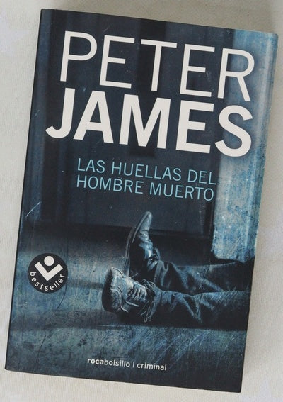 Las huellas del hombre muerto