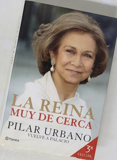 La reina muy de cerca