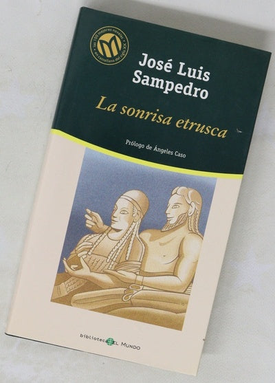 La sonrisa etrusca