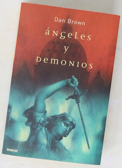 Ángeles y demonios