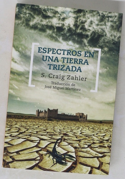 Espectros en una tierra trizada
