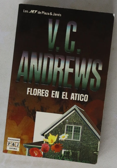 Flores en el ático
