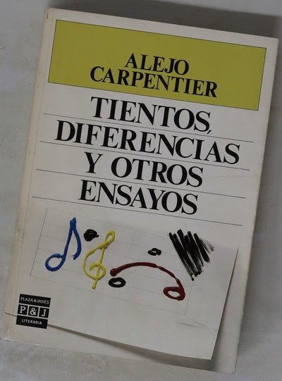 Tientos, diferencias y otros ensayos