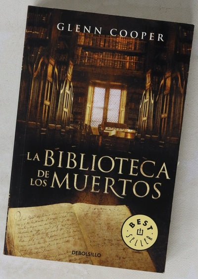 La biblioteca de los muertos