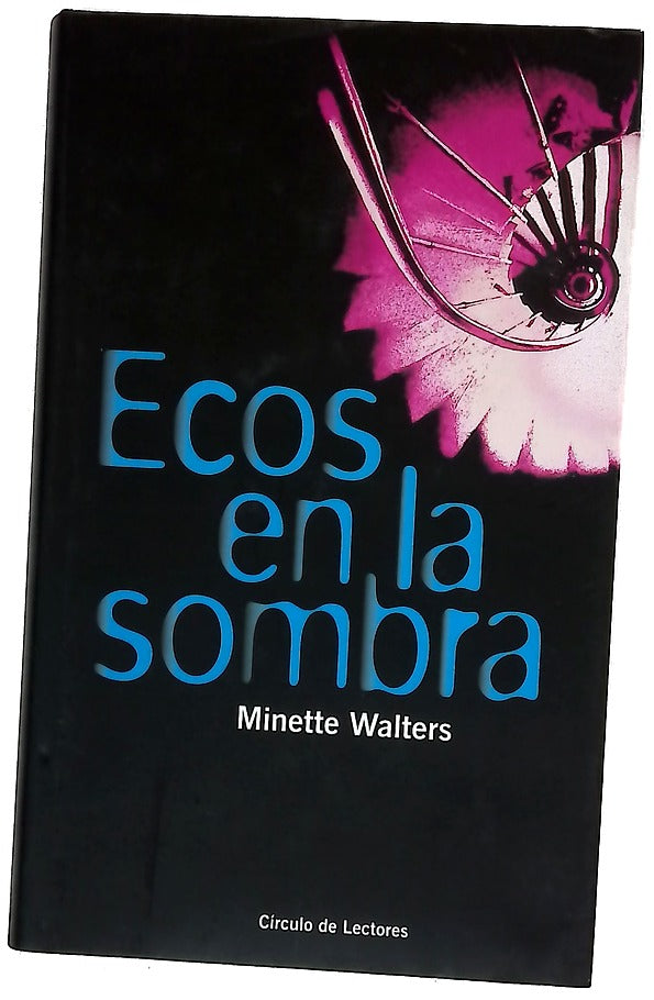 Ecos en la sombra