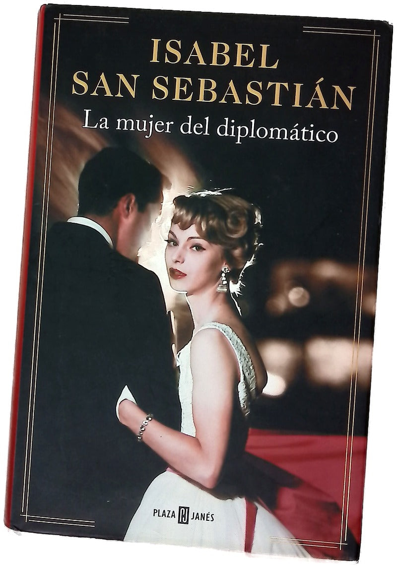 La mujer del diplomático