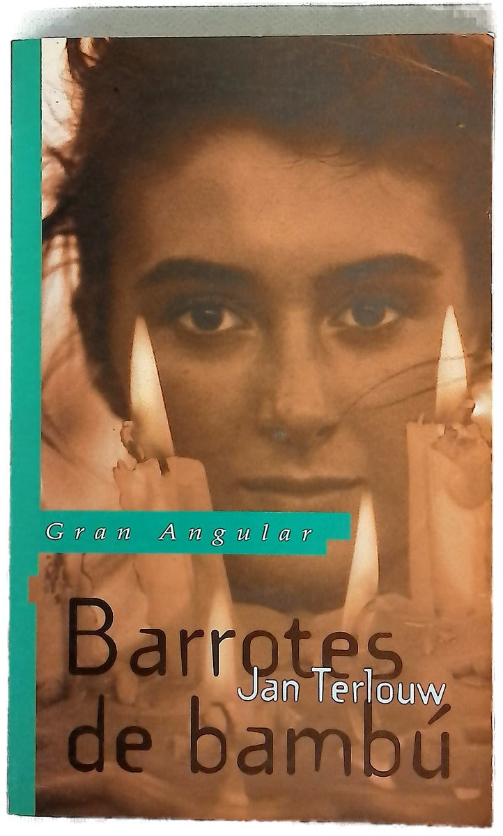 Barrotes de bambú la cárcel de las sectas