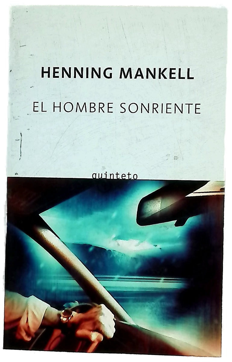 El hombre sonriente