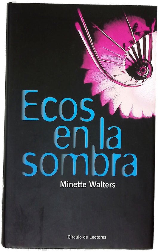 Ecos en la sombra