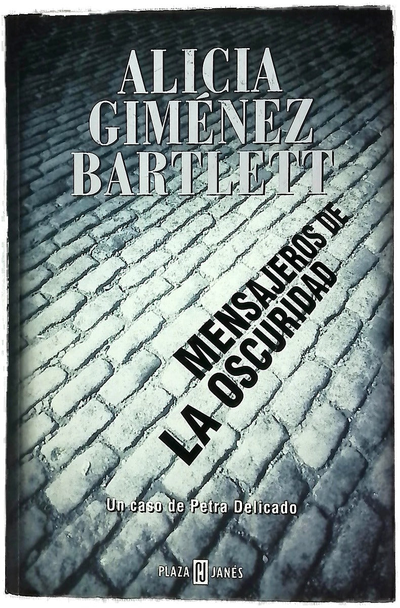 Mensajeros de la oscuridad