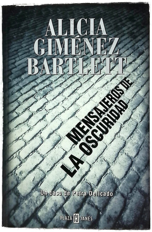 Mensajeros de la oscuridad