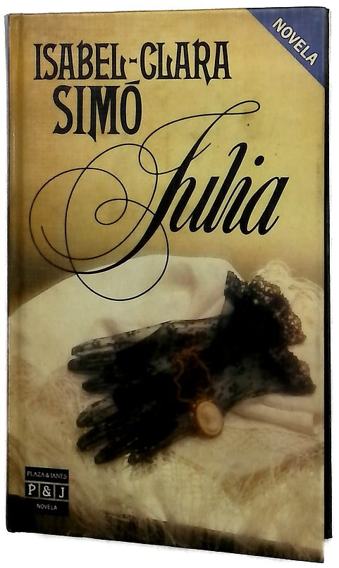 Júlia