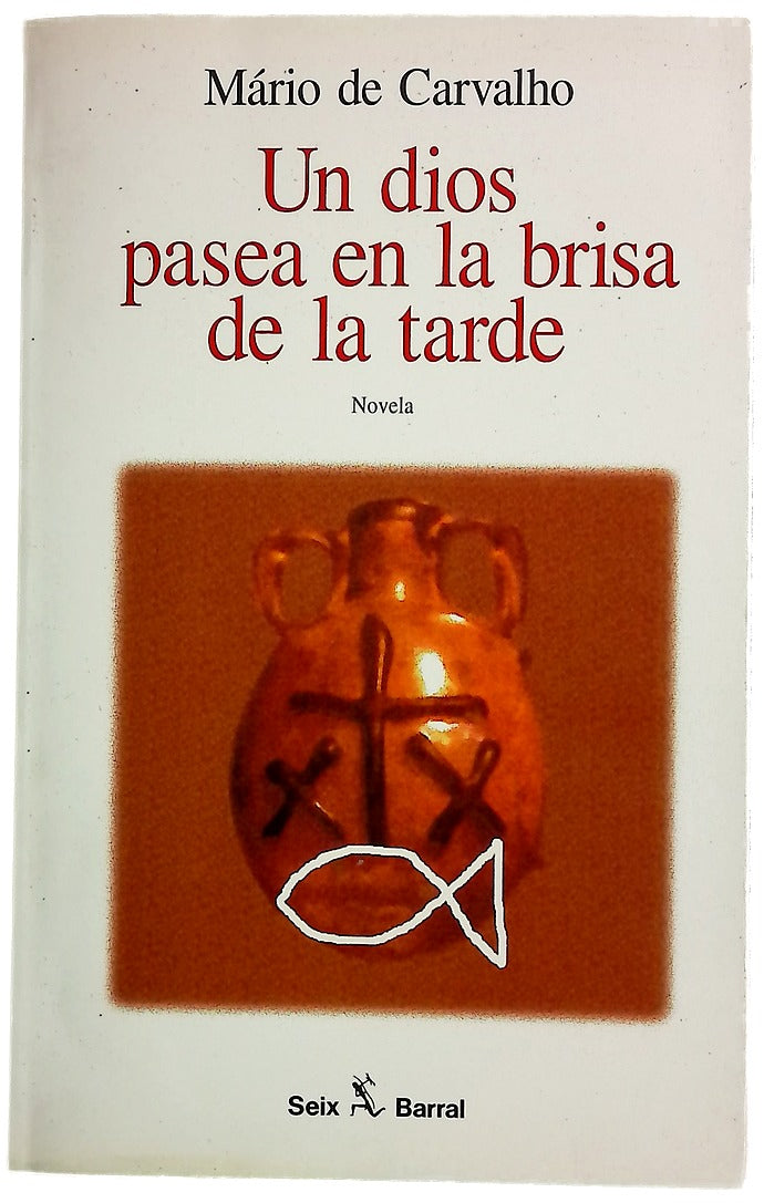 Un dios pasea en la brisa de la tarde