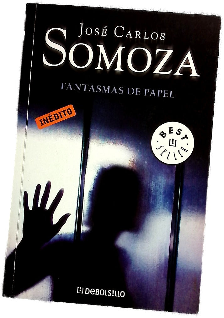 Fantasmas de papel