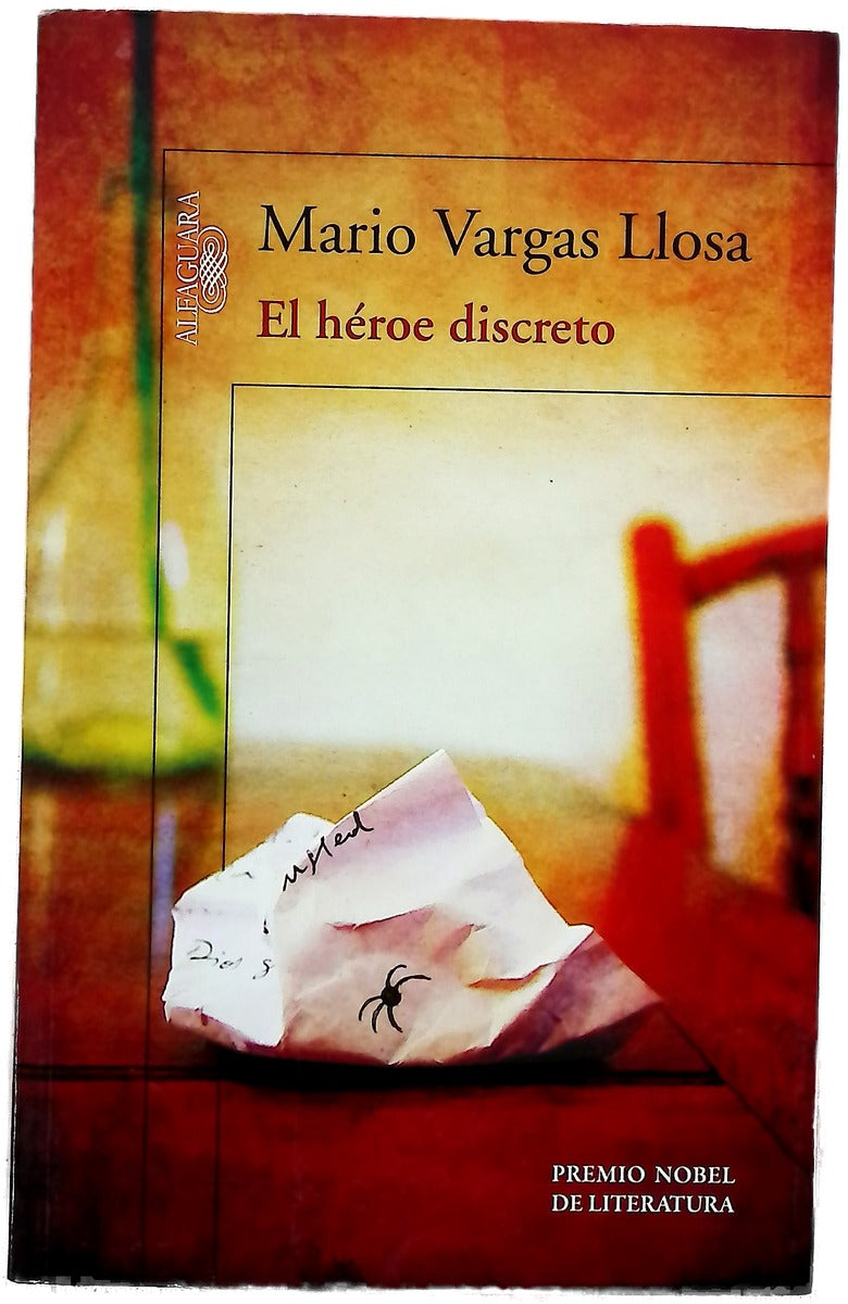 El héroe discreto
