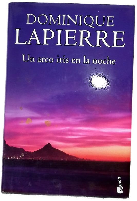 Un arco iris en la noche