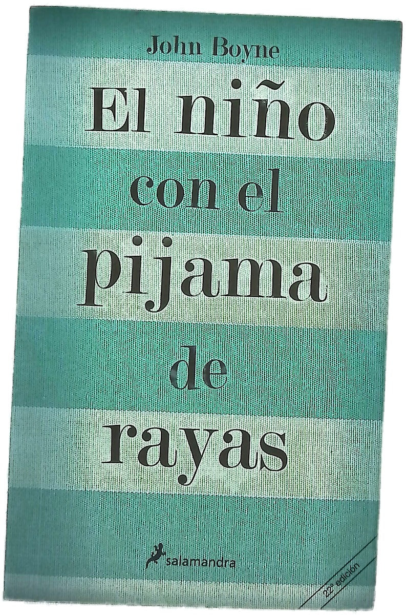 El niño con el pijama de rayas