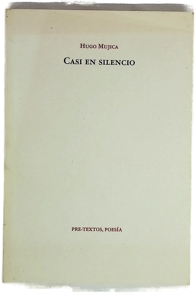 Casi en silencio