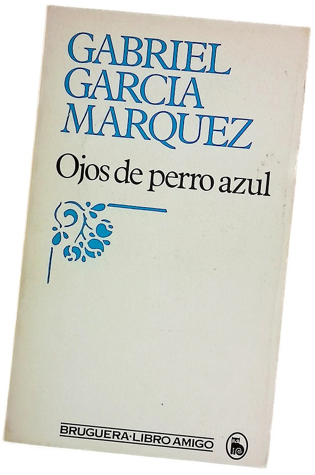 Ojos de perro azul