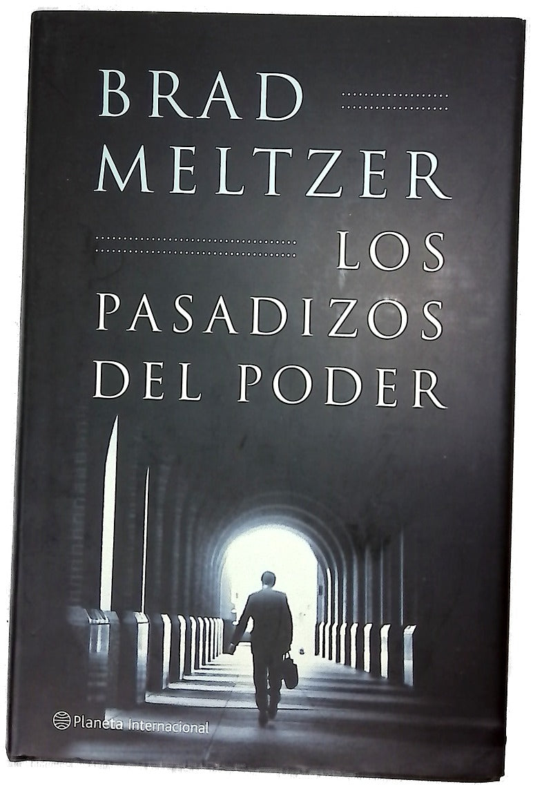 Los pasadizos del poder