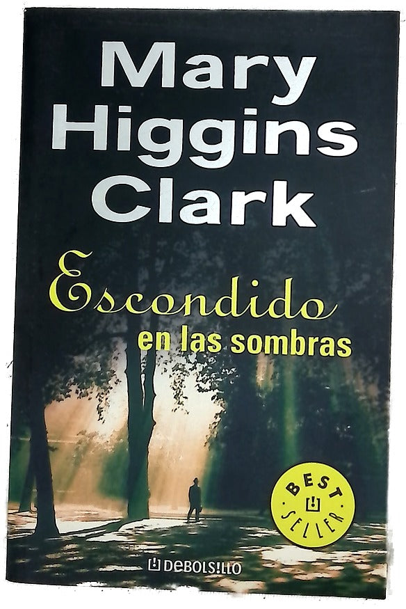 Escondido en las sombras