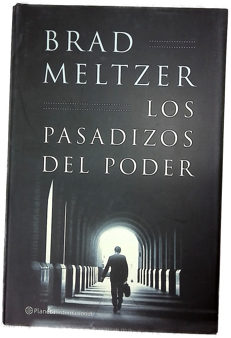 Los pasadizos del poder