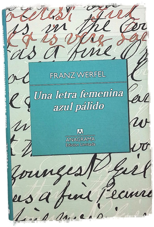 Una letra femenina azul pálido