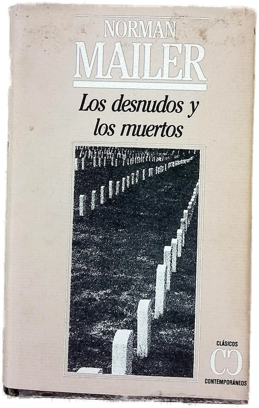 Los desnudos y los muertos