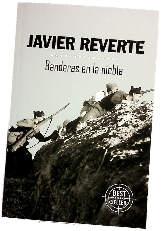 Banderas en la niebla