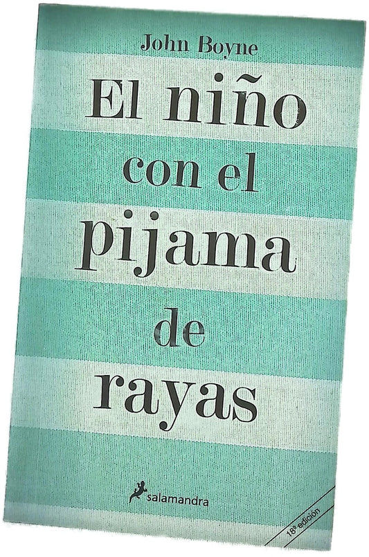 El niño con el pijama de rayas