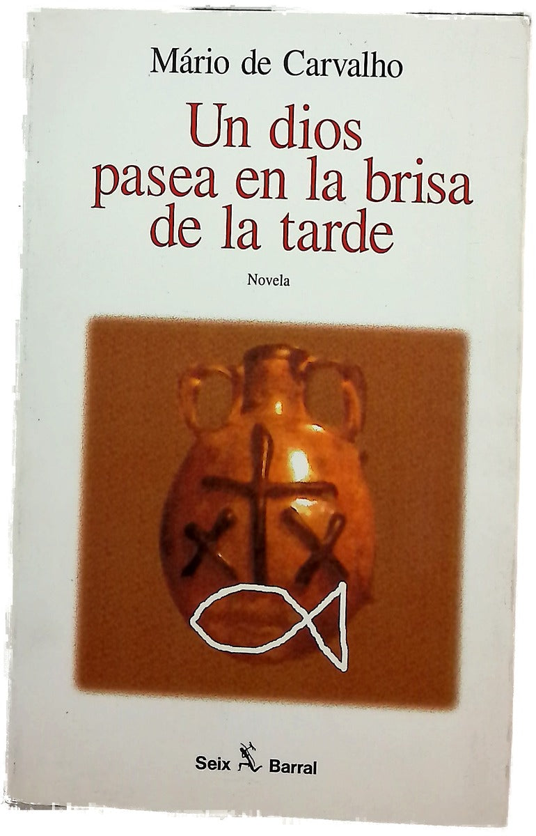 Un dios pasea en la brisa de la tarde