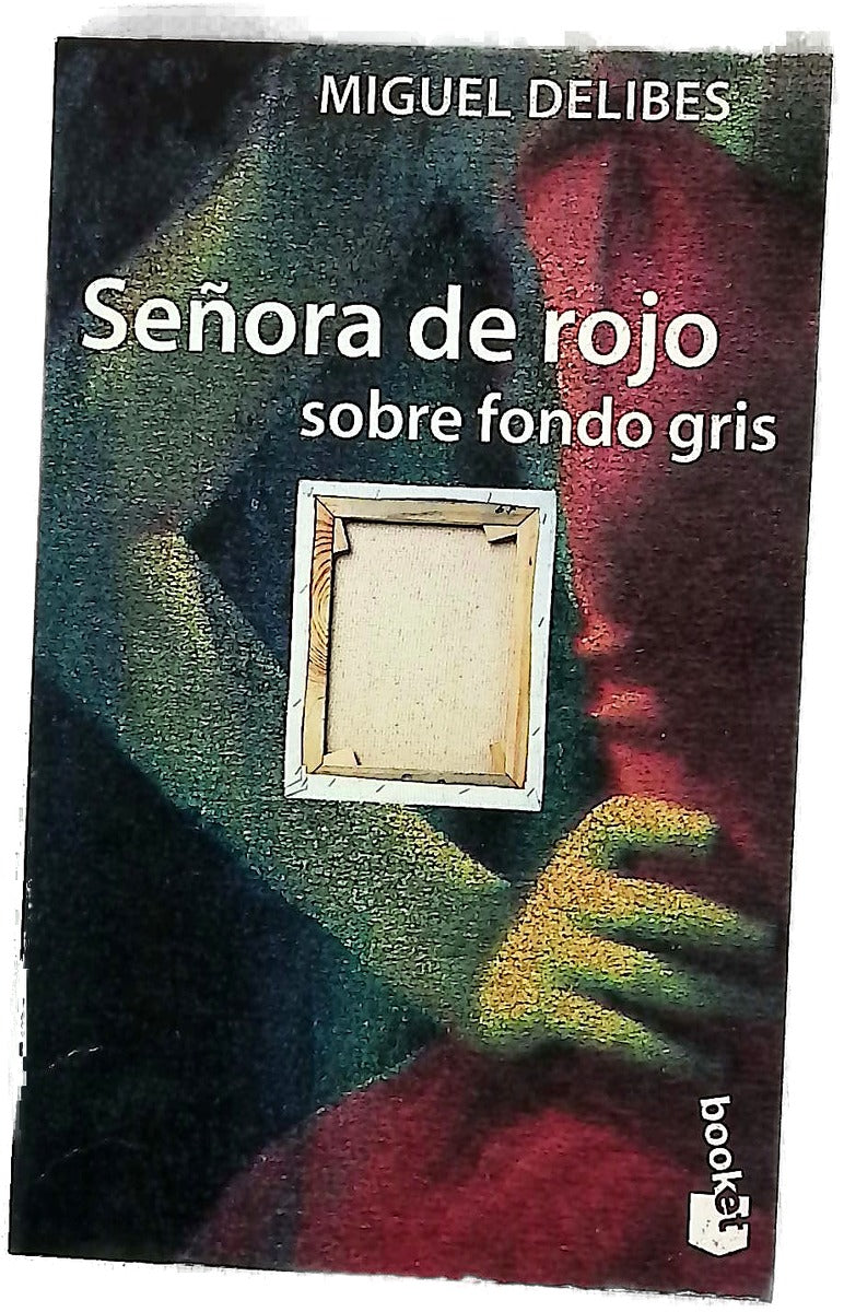 Señora de rojo sobre fondo gris