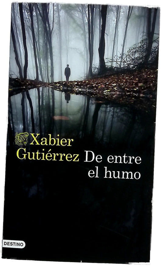 De entre el humo