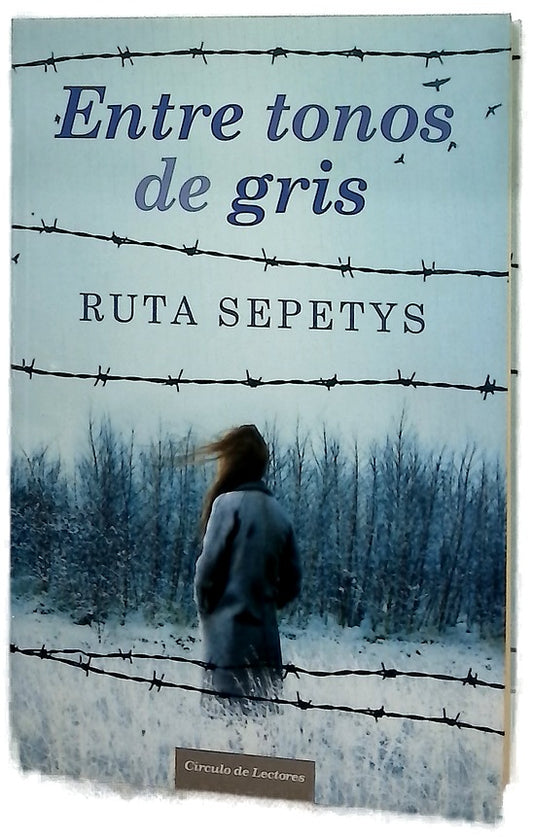 Entre tonos de gris