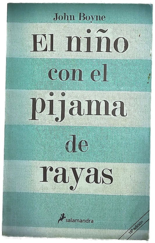 El niño con el pijama de rayas
