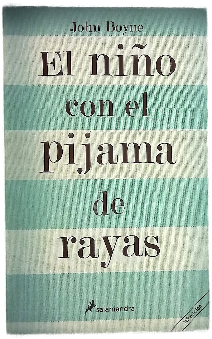 El niño con el pijama de rayas