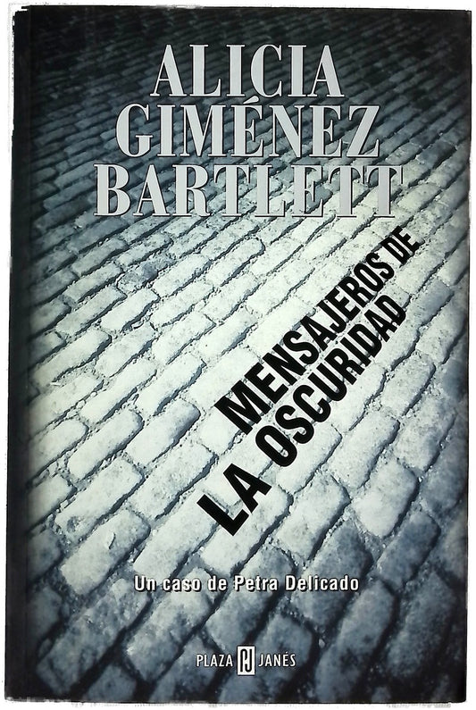 Mensajeros de la oscuridad