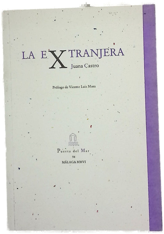 La extranjera