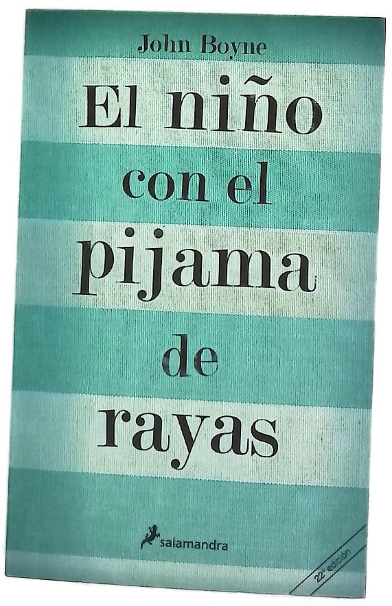 El niño con el pijama de rayas