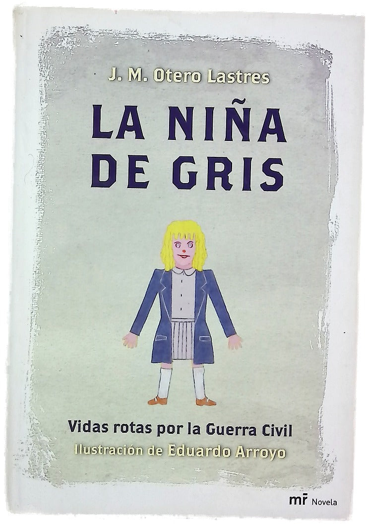 La niña de gris