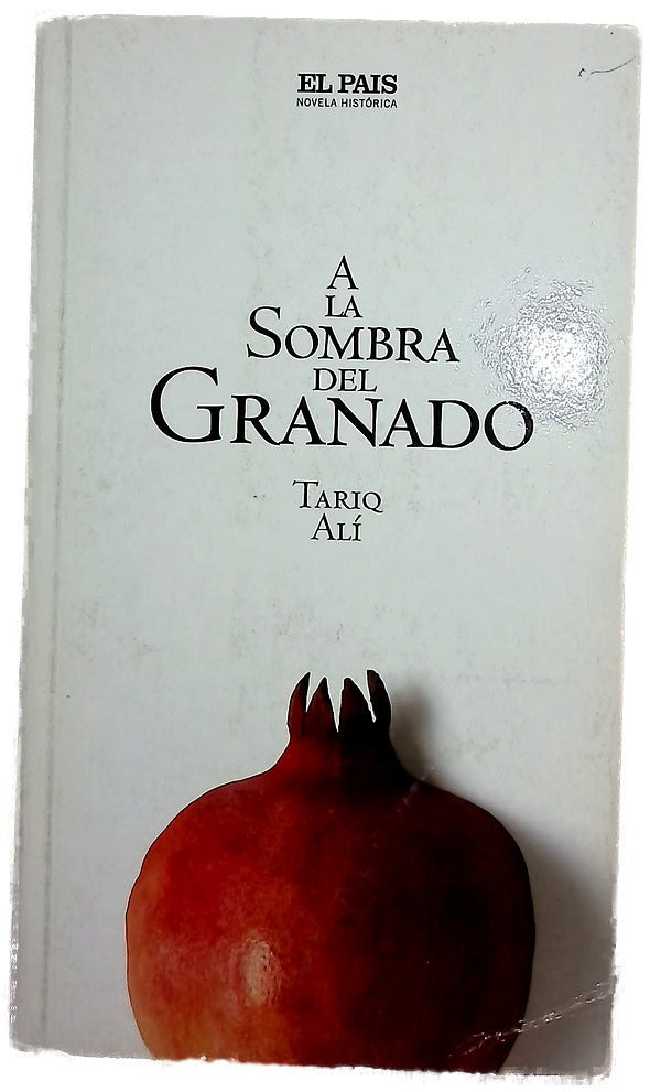 A la sombra del granado