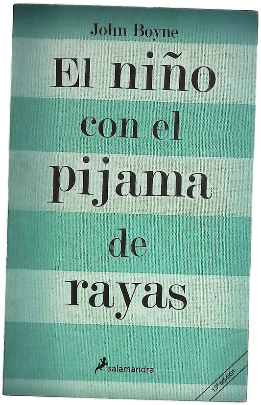 El niño con el pijama de rayas