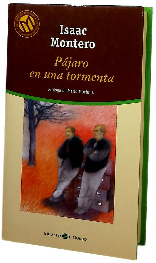 Pájaro en una tormenta