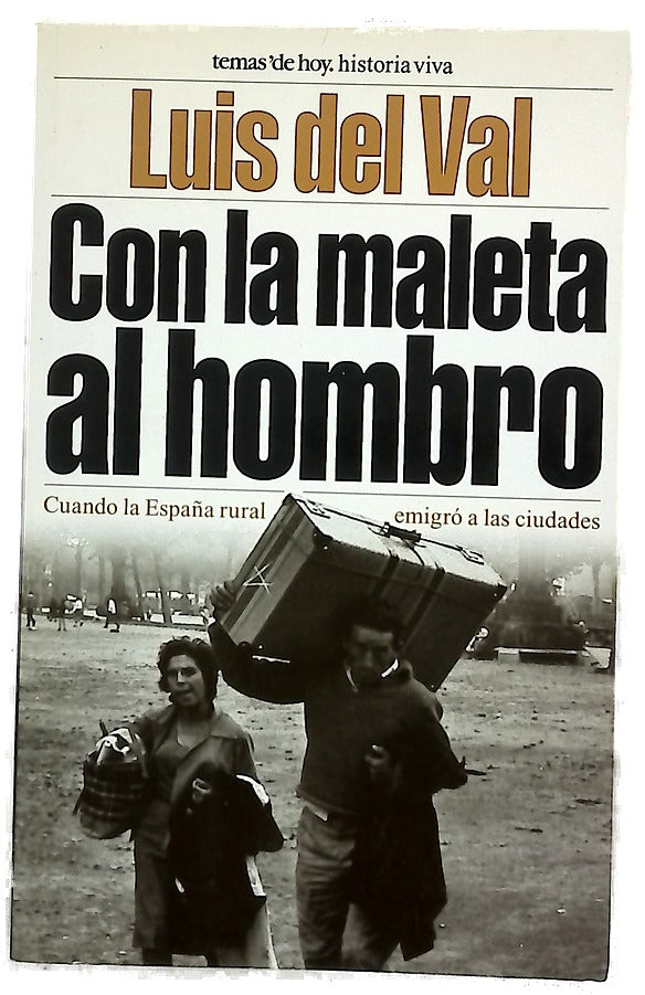 Con la maleta al hombro