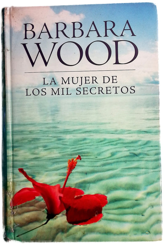 La mujer de los mil secretos