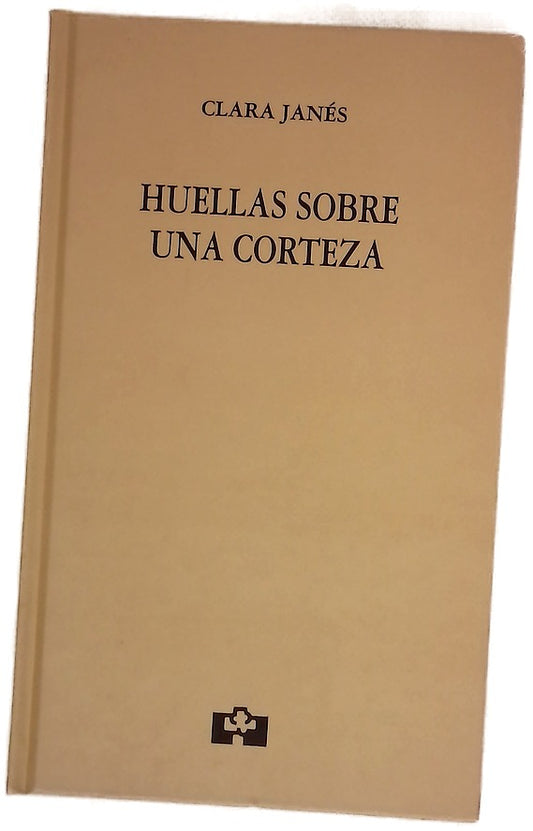 Huellas sobre una corteza Sings on some bark