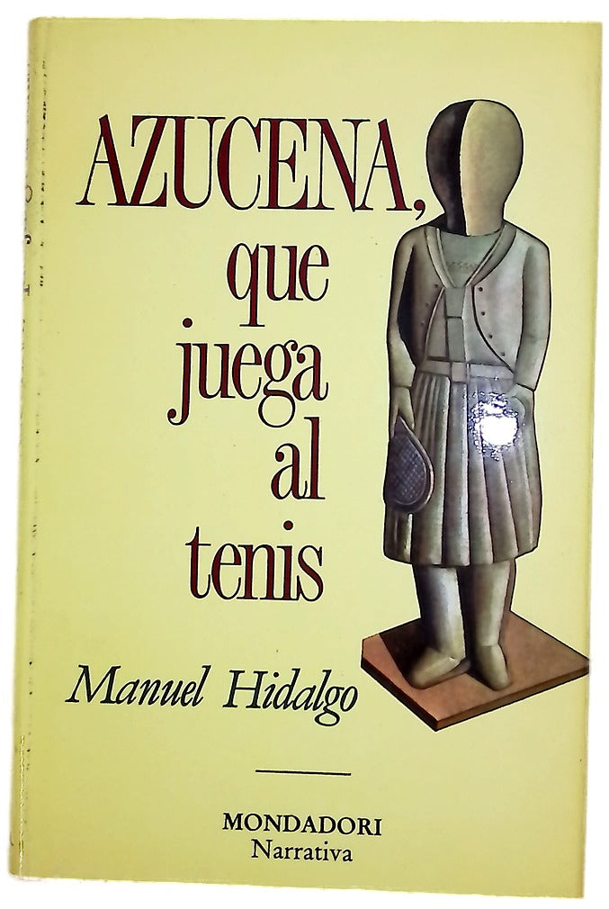 Azucena, que juega al tenis