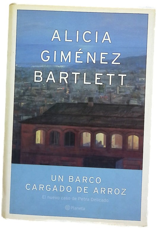 Un barco cargado de arroz