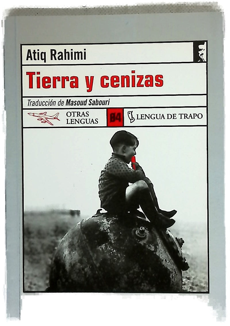 Tierra y cenizas